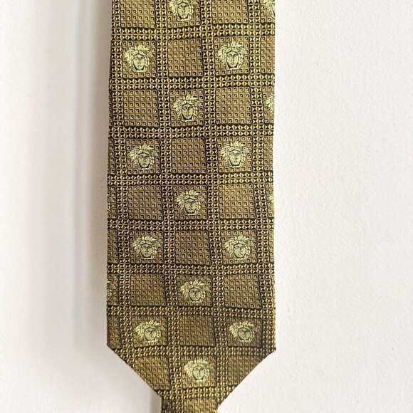Gianni Versace Medusa Face Geometric Print Men's Tie - Picture 5 of 7